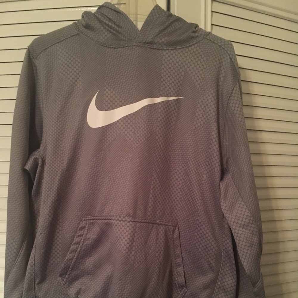 Nike therma-fit hoodie